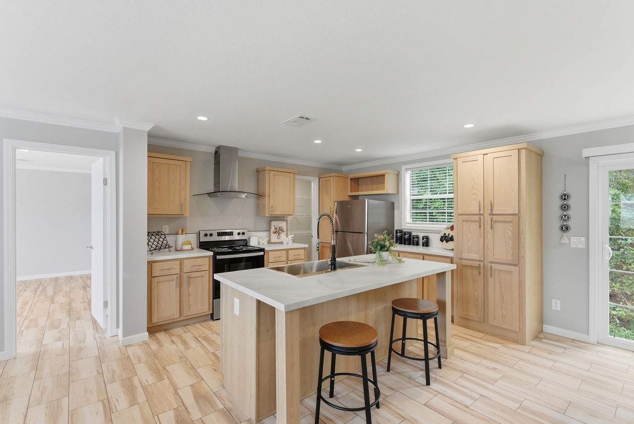 Cypress Manor 4563E 9