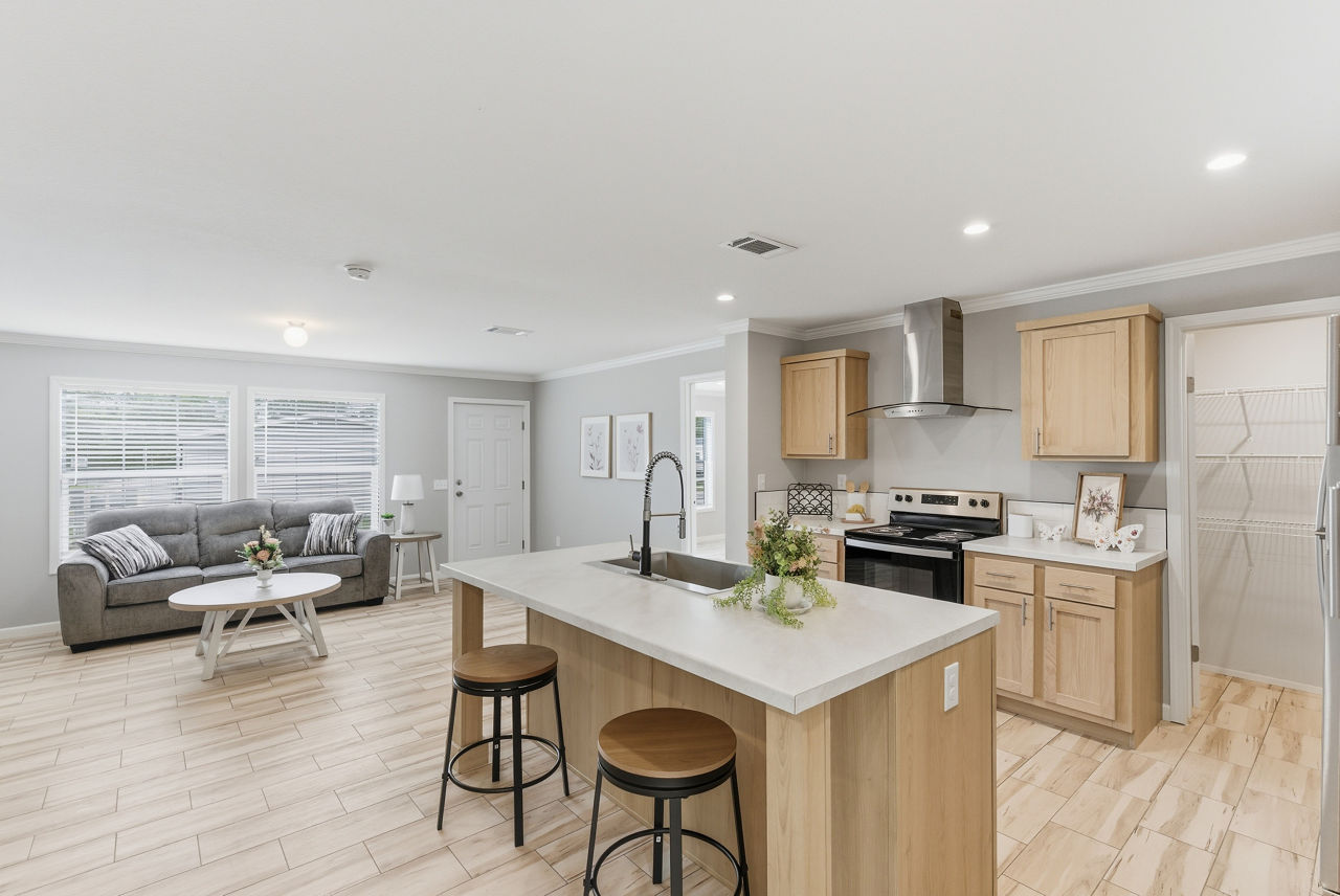 Cypress Manor 4563E 10