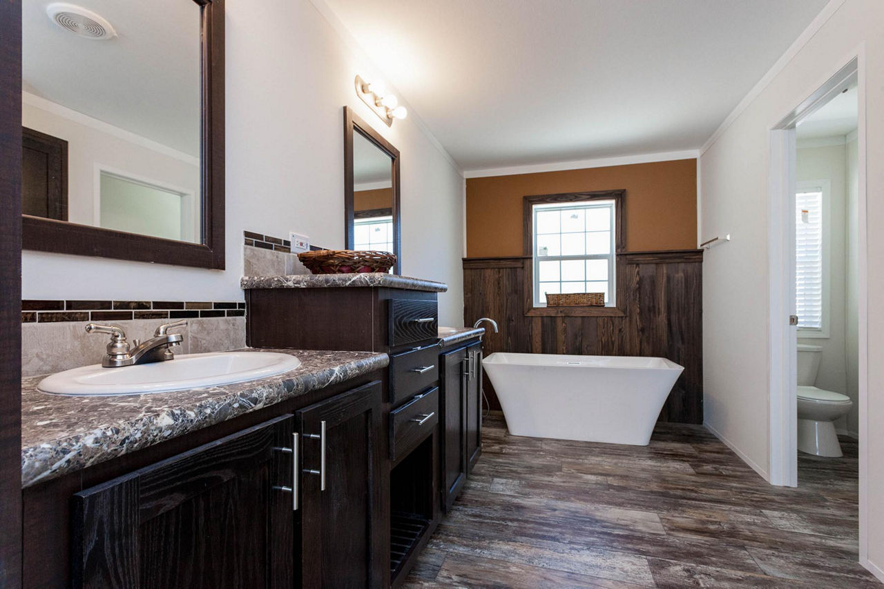 Prime Manor 0764D 23