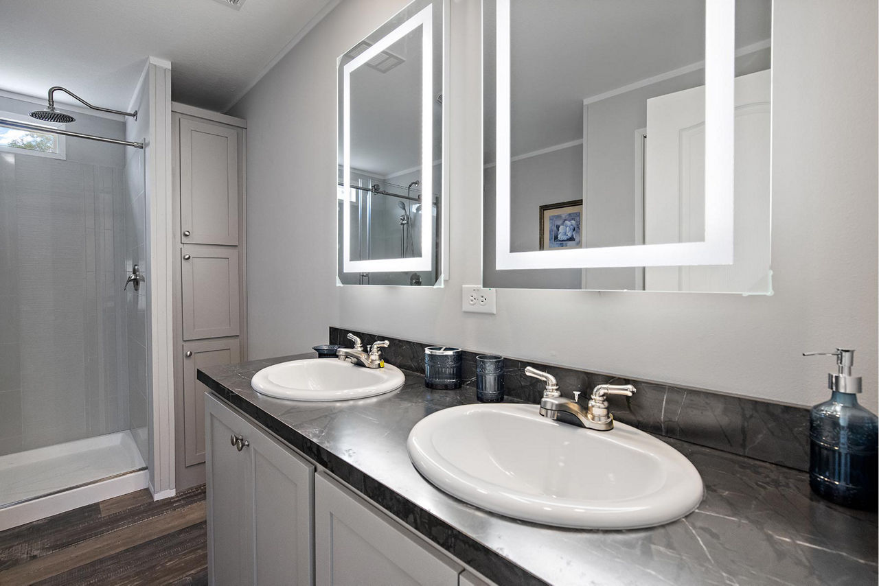 Riverview 4684A 15