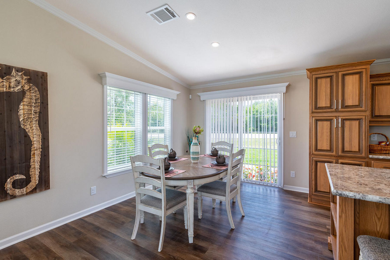 Silver Springs 5027 - The Oak