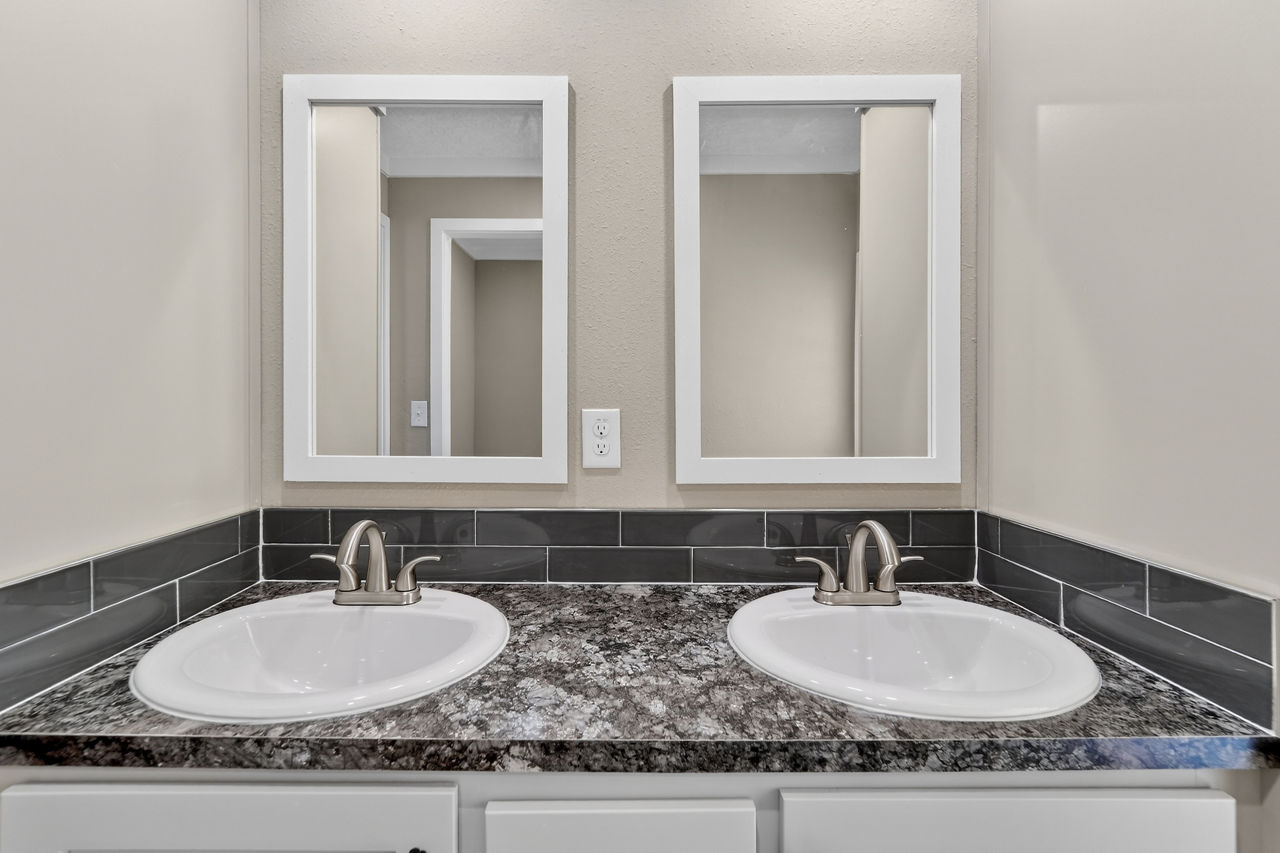 Waycross Express 1676531 floor plan 12